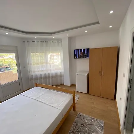 Ceka Apartments Улцинь Экстерьер фото