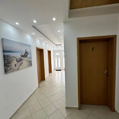 Ceka Apartments Улцинь Экстерьер фото